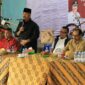 Bupati Kutai Kartanegara, Edi Damansyah, bersama dengan jajaran Dinas Pemberdayaan Masyarakat dan Desa (DPMD) yang dipimpin oleh Arianto saat melakukan evaluasi dan monitoring program pembangunan berbasis RT di Kecamatan Anggana. (Foto: Ist)