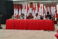 Kepala DPMD Kukar, Arianto (tengah) saat menghadiri Rapat Koordinasi pencegahan stunting. (Foto: Ist)