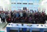 Bupati Kukar, Edi Damansyah bersama sejumlah RT dan Kepala Desa Se-Kecamatan Kota Bangun. (Foto: Ist)