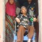 Faturrahman, penerima bantuan kursi roda. (Foto: Ist)