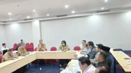 Suasana rapat Komisi III DPRD Kaltim bersama Dishub Kaltim. (Foto: Ist)