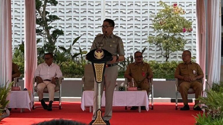 Walikota Samarinda, Andi Harun, saat berpidato di acara Halal Bihalal di lingkungan Pemerintah Kota Samarinda. (Foto: Ist)