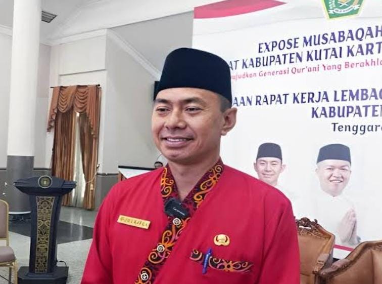 Camat Kota Bangun Darat, Julkifli. (Foto: Ist)