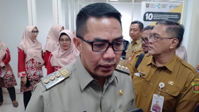Wali Kota Samarinda, Andi Harun usai penyerahan LKPD 2023 kepada BPK RI perwakilan Kaltim, Senin 4 Maret 2024. (Foto: Ist)
