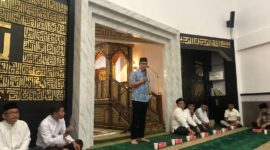Wali Kota Andi Harun menyampaikan sambutan dalam acara buka bersama (bukber) wartawan di Mushalla Ar Raudah Balaikota Samarinda. (Foto: Ist)