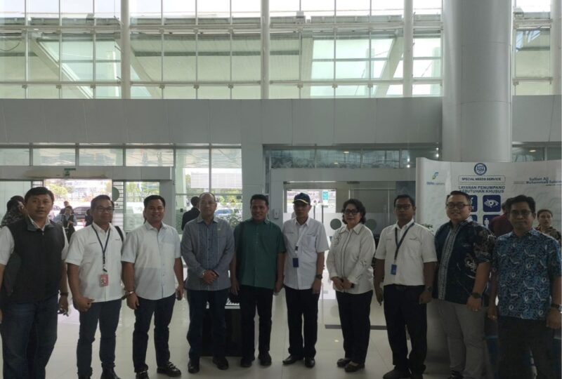 Komisi III DPRD Kaltim saat melakukan monitoring arus balik lebaran. (Foto: Ist)