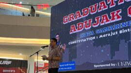 Wali Kota Samarinda Andi Harun saat memberi motivasi kepada para remaja dalam Adujak di Atrium Bigmall Jalan Untung Suropati. (Foto: Ist)