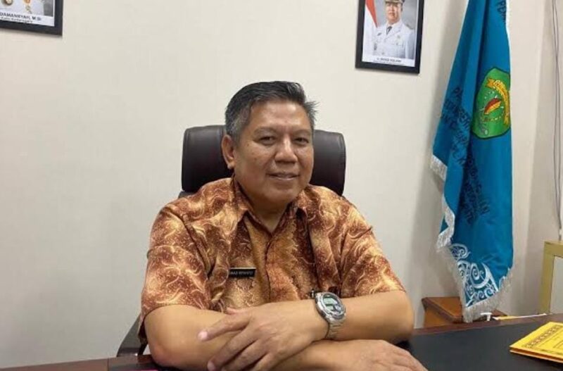 Muhammad Iryanto, Kepala Disdukcapil Kukar. (Foto: Ist)