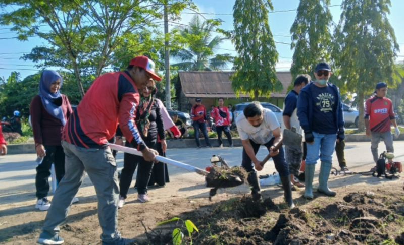 Kegiatan Bulan Bhakti Gotong Royong Masyarakat (BBGRM) ke-21 Kukar. (Foto: Ist)