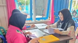 DPMD Lakukan Penilaian Posyandu Balita Dahlia Desa Jembayan. (Foto: Ist)