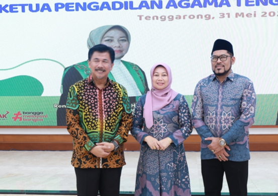 Sekda Kukar, Sunggono saat menhadiri pisah sambut Ketua PA Tenggarong. (Foto: Ist)