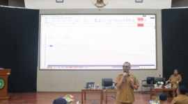 Kadis PMD Kukar, Arianto, memberikan pengarahan dalam sosialisasi aset desa. (Foto: Ist)