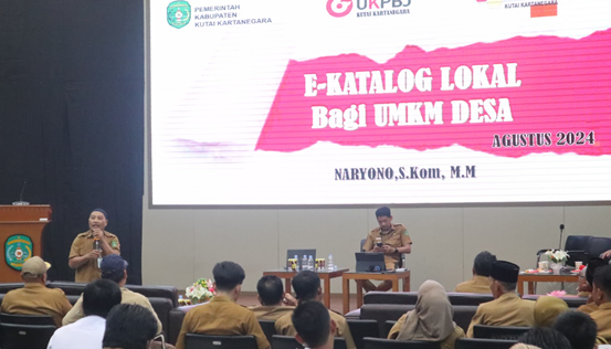 Demonstrasi penggunaan E-Katalog Lokal oleh DPMD Kukar. (Foto: Ist)