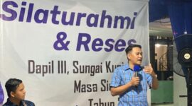 Anggota DPRD Samarinda, Abdul Muis serap aspirasi masyarakat di Teluk Lerong Ulu. (Foto : RD)
