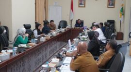 Suasana Rapat Internal Pimpinan, Ketua Fraksi dan Sekretariat DPRD Kaltim. (Foto: Humas Sekretariat DPRD Kaltim)
