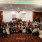 Potret foto bersama Anggota DPR RI, Edi Oloan Pasaribu bersama peserta Sosialisasi 4 Pilar Kebangsaan. (Foto: Ist)