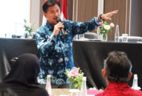 Rapat kerja pembentukan Satuan Tugas Perlindungan Masyarakat (Satgas Linmas) berdasarkan Permendagri No. 26 Tahun 2020 di ruang Mandapa Hotel Fugo, Samarinda, Minggu (10/11/2024). (Foto: Ist)