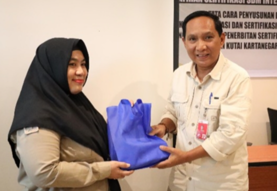 Pelatihan Sertifikasi SDM internal Dinas Perumahan dan Pemukiman (Perkim) di Hotel Grand Verona, Samarinda, Selasa (12/11/2024). (Foto: Ist)