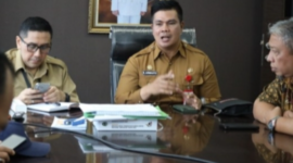 Pjs Bupati Kukar Bambang Arwanto melakukan konsultasi ke Kemendagri dengan BPKAD Kukar dan Bappeda Kukar, Senin (4/11). (Foto: Ist)