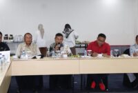 Suasana Rapat Pansus Pembahas Kode Etik dan Tata Beracara Badan Kehormatan. (Foto: HUMAS Sekretariat DPRD Kaltim)