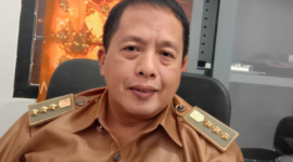 Camat Samboja Barat, Burhanuddin. (Foto: Ist)