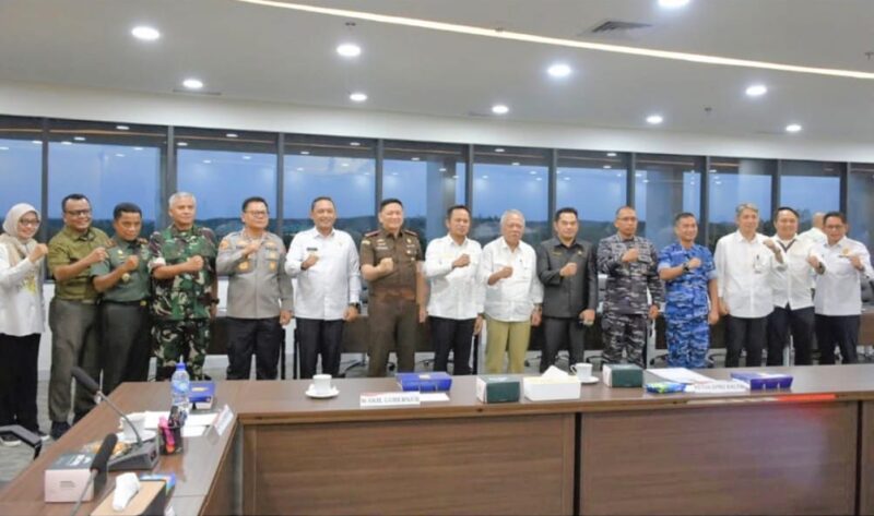 Rapat Koordinasi Forkopimda yang digelar di Kantor Otorita Ibu Kota Nusantara (IKN), Rabu (16/4/2025). (Foto : Humas Sekretariat DPRD Kaltim)
