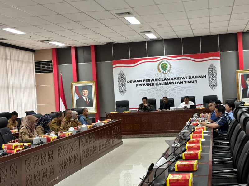 RDP Komisi II DPRD Kaltim di Gedung E Kantor DPRD Kaltim, pada Senin (28/04/2025). (Foto: Ist)