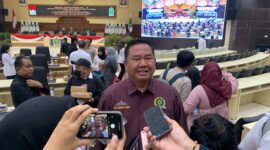 Wakil Ketua DPRD Kaltim, Ekti Imanuel. (Foto: Ist)