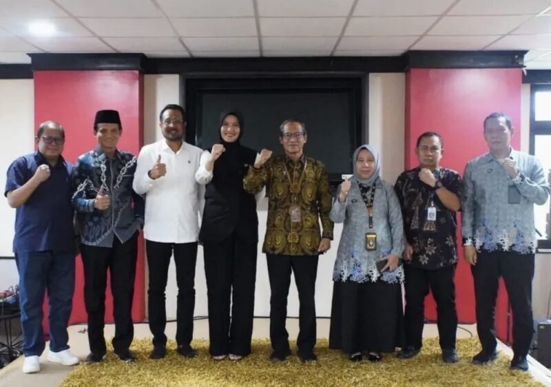 Purnabakti KPTA Kaltim, Helminizami silaturahmi ke Kantor DPRD Kaltim. Jum'at (25/04/2025). (Foto: Ist)