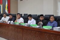 Komisi IV DPRD Kaltim gelar RDP soal Penghentian Kegiatan PT KSM, Senin (28/04/2025). (Foto: Ist)