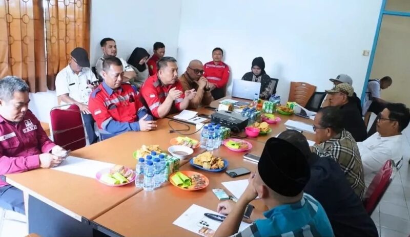 Komisi I DPRD Kaltim Sidak Aktivitas Tambang PT Bukit Menjangan Lestari, Kamis (17/04/2025) (Foto : Humas Sekretariat DPRD Kaltim)