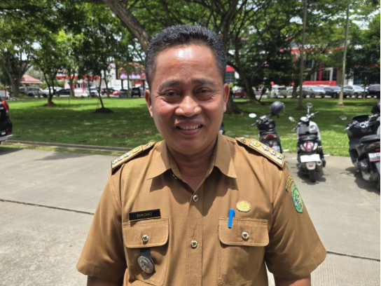 Camat Tenggarong, Sukono. (Foto: Ist)