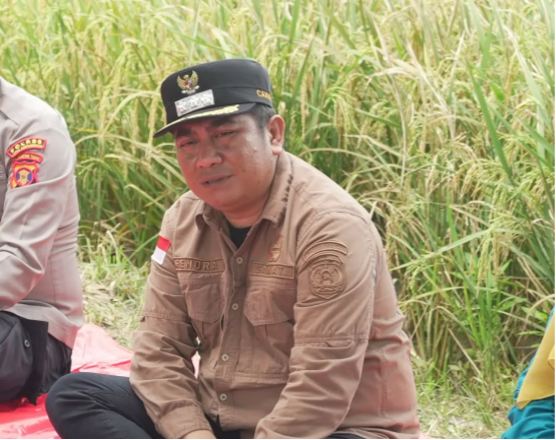 Camat Anggana Rendra Abadi. (Foto: Ist)