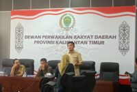 Komisi IV DPRD Kaltim gelar RDP soal hak karyawan RSHD, Selasa (29/04/2025). (Foto: Ist)