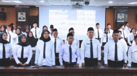 117 tenaga honorer sekretariat DPRD Kaltim resmi diangkat menjadi PPPK melalui proses Daring. (Foto: Ist)