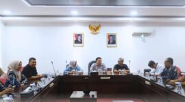 Usai bertemu Mendagri, Pansus LKPj DPRD Kaltim gelar Rapat Internal, Jum'at (16/5/2025) (Foto : Humas Sekretariat DPRD Kaltim)