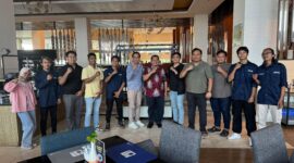 Bupati PPU, Mudyat Noor bersama Ketua dan pengurus JMSI Kaltim. (Foto: Ist)