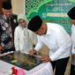 Bupati Kukar Resmikan Masjid Nurul Iman, Silaturahmi dan Berikan Bantuan di Muara Kaman. (Foto: Ist)