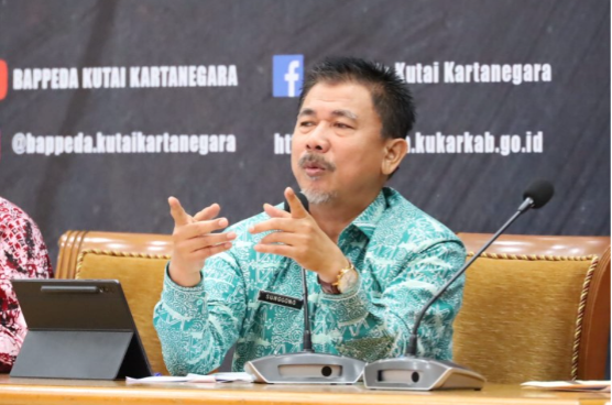 Sekretaris Daerah (Sekda) Kutai Kartanegara (Kukar) Sunggono membuka kegiatan Forum Perangkat Daerah/Lintas Perangkat Daerah Badan Pendapatan Daerah (Bapenda) Kukar 2025. (Foto: Ist)