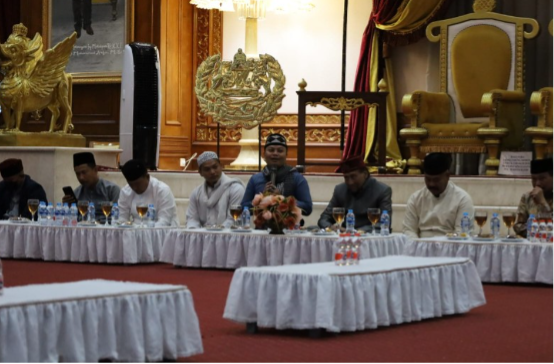 Bupati Kukar Buka Puasa Bersama Sultan Kutai Kartanegara Ing Martadipura. (Foto: Ist)
