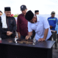 Bupati Kukar Resmikan Listrik Komunal Desa Tani Baru. (Foto: Ist)