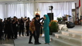 Potret suasana acara pisah sambut Gubernur Kalimantan Timur. Kegiatan itu berlangsung di Pendopo Odah Etam. (Foto: Ist)