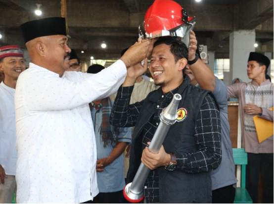 Bupati Kutai Kartanegara (Kukar) Edi Damansyah bersilaturahmi dengan masyarakat Desa Bangun Rejo, di Masjid At Takwa Desa Bangun Rejo. (Foto: Ist)