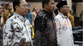 Sekda Kukar, Sunggono hadiri serah terima jabatan Kepala Badan Pemeriksa Keuangan (BPK) Perwakilan Provinsi Kalimantan Timur di Auditorium Nusantara Kantor BPK Perwakilan Provinsi Kaltim. (Foto: Ist)