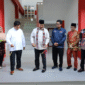 Bupati Kukar Edi Damansyah meresmikan rehabilitasi sejumlah gedung SD di Kecamatan Muara Badak. (Foto: Ist)