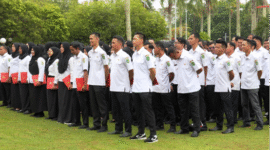 Sekda Kukar Serahkan SK 166 PPPK Sekretariat Daerah. (Foto: Ist)