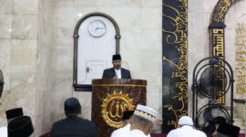 Edi Damansyah menghadiri Sholat Id Hari Raya Idul Adha 1446 Hijriah Bertempat di Masjid Agung Sultan Aji Muhammad Sulaiman Tenggarong. (Foto: Ist)