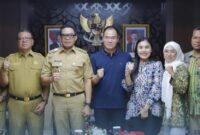 Wali Kota Samarinda, Andi Harun menyambut kunjungan resmi Kadin Anhui Tiongkok bersama Kadin Indonesia. (Foto : Ist)