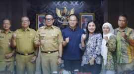 Wali Kota Samarinda, Andi Harun menyambut kunjungan resmi Kadin Anhui Tiongkok bersama Kadin Indonesia. (Foto : Ist)